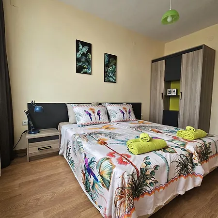 La Casa Di Nora Warna